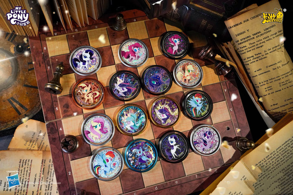 Card Game ✨ My Little Pony - Double-Sided Candy Badges - Starry Night Edition - 10 badges per box